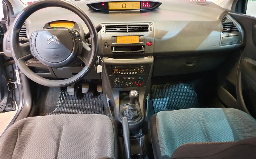 Citroen C4 1.6 Gasolina VTR 110cv (11)