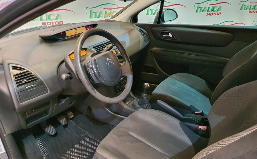 Citroen C4 1.6 Gasolina VTR 110cv (7)