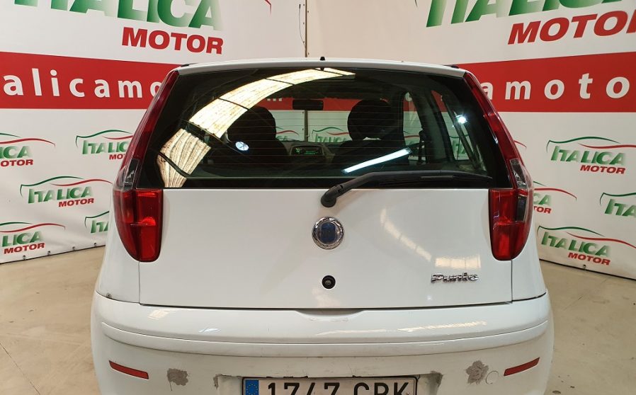 Fiat Punto 1.3 Diesel 70cv 3p (4)