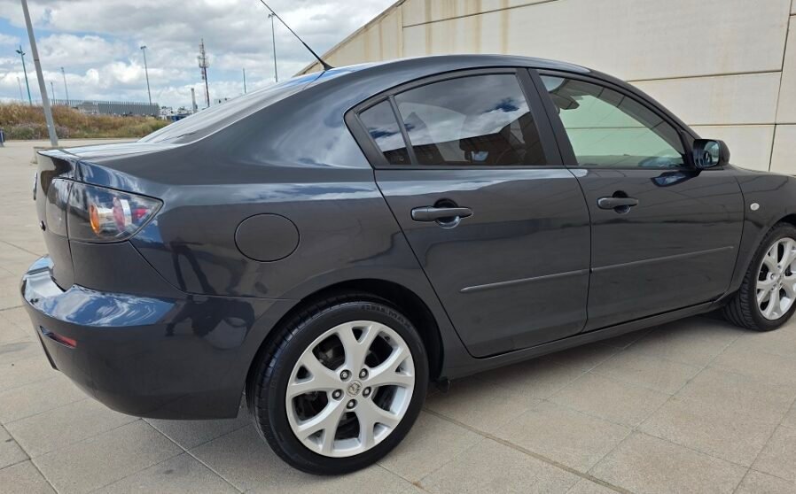Mazda-3-2.0-Diesel-CRDT-Sportive-143cv-14-898x558-1